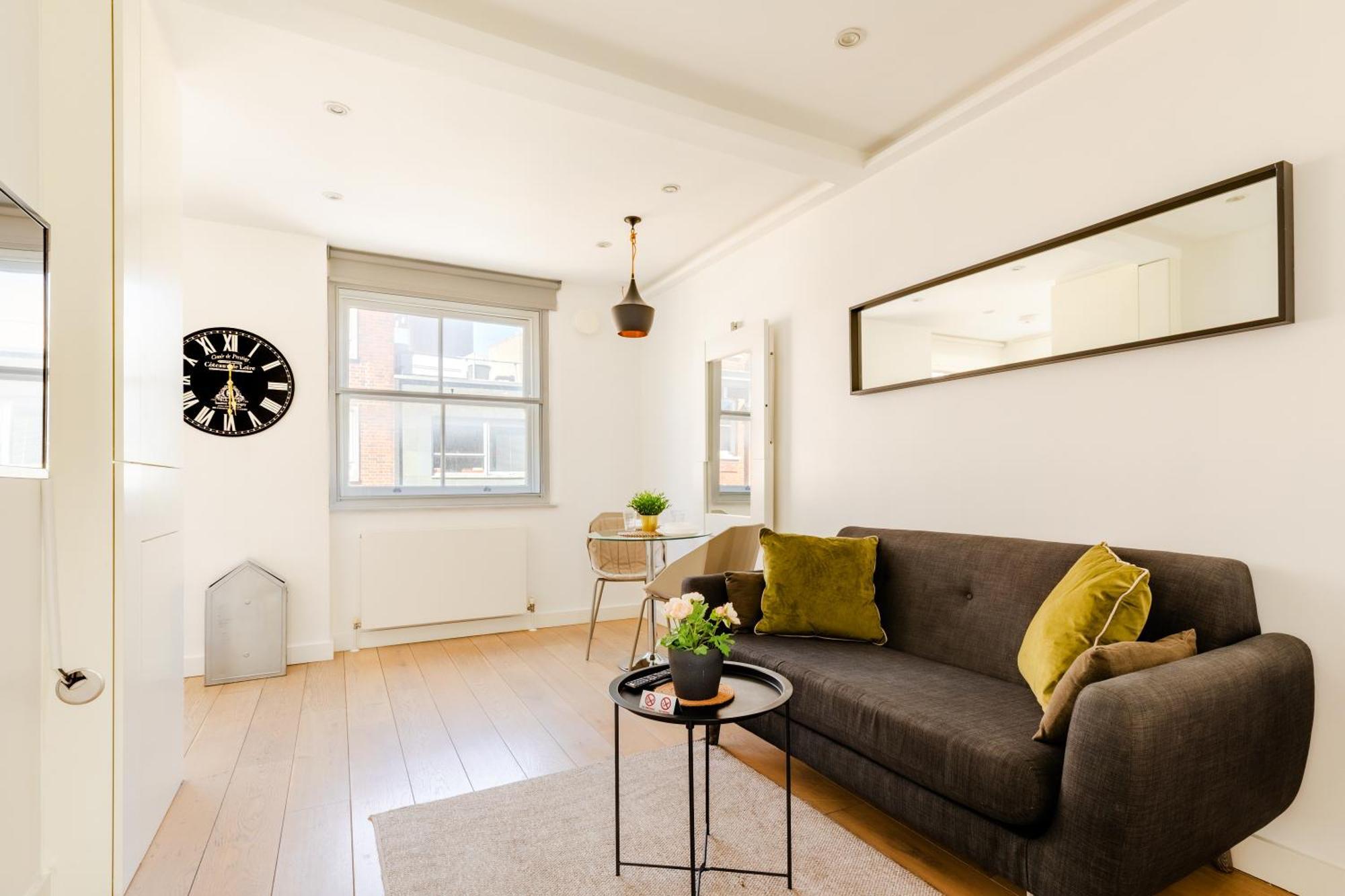 Stayinn Soho Apartments Лондон Екстер'єр фото