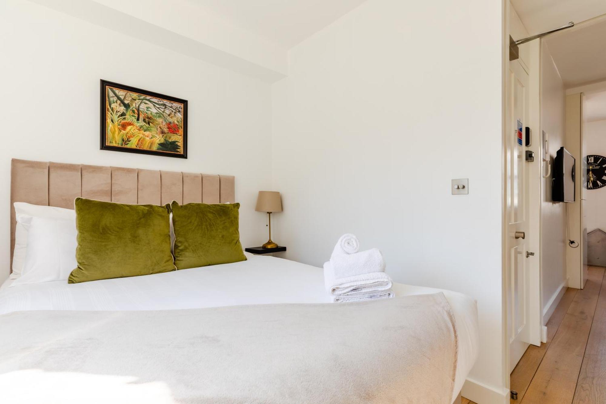 Stayinn Soho Apartments Лондон Екстер'єр фото